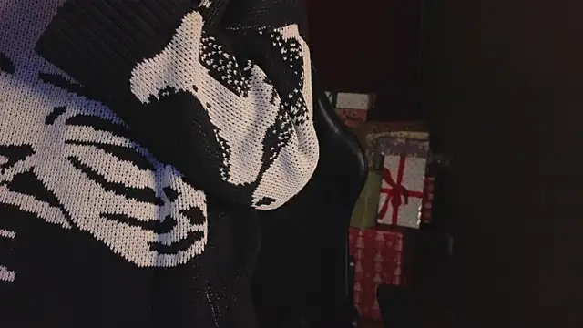 TommieHi online show from November 28, 5:21 am