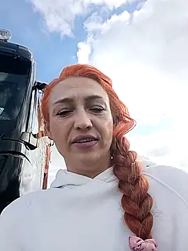 Snapshot of CoMiZrobiszJakMnieZlap666 chatting on October 29, 11:01 am CoMiZrobiszJakMnieZlap666 online show from October 29, 11:01 am