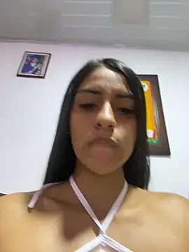 miluwatson online show from October 7, 11:24 pm