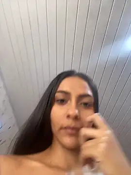 miluwatson online show from October 10, 6:29 pm