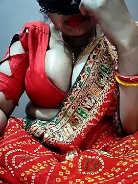 Hot  bhabhi 99 online show from April 8, 3:50 am