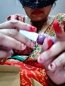 Hot  bhabhi 99 online show from April 13, 3:56 am