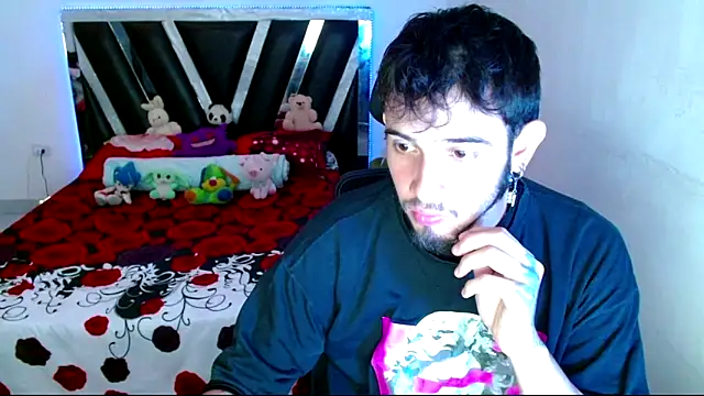 Snapshot of Sebasxxl12 chatting on May 19, 1:56 am Sebasxxl12 online show from May 19, 1:56 am