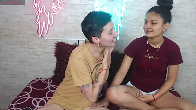 Gaby and Mei online show from October 16, 4:24 am