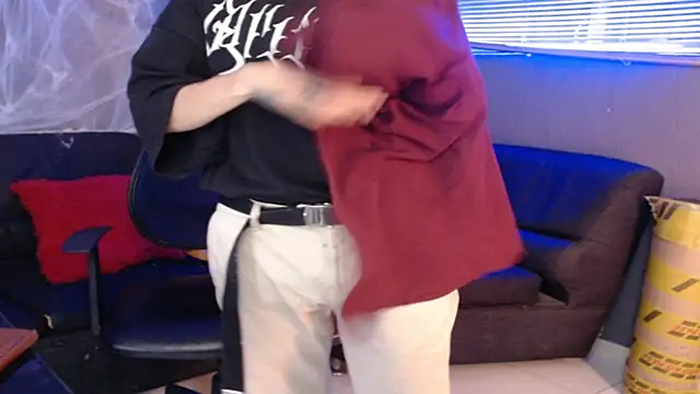 Kuregari xs online show from October 31, 4:46 am