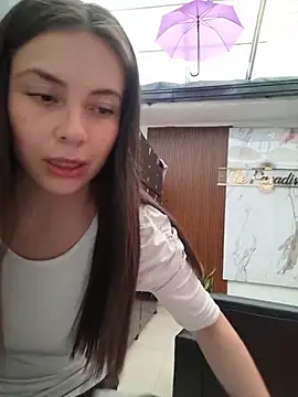 EmmaValencia  online show from March 28, 10:09 pm