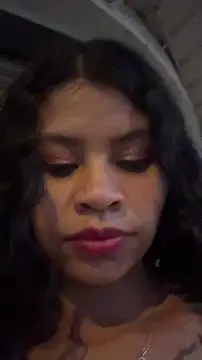 Snapshot of emilia_sexy09 chatting on November 22, 11:48 pm emilia sexy09 online show from November 22, 11:48 pm