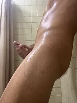 Snapshot of cubanpapi_98 chatting on October 15, 1:50 am cubanpapi 98 online show from October 15, 1:50 am