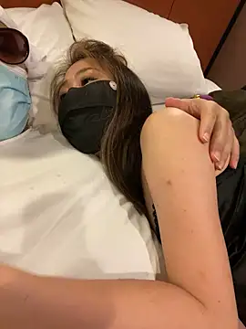 aska1986 online show from December 19, 9:27 am