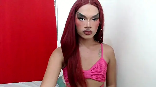 Snapshot of amandareddragon chatting on October 3, 12:35 pm amandareddragon online show from October 3, 12:35 pm