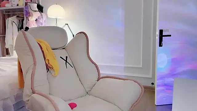 Titi-175 online show from April 2, 12:25 pm