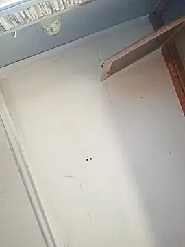 Queen2454 online show from April 11, 3:27 pm