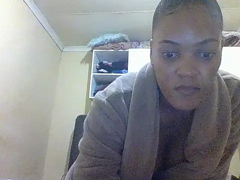 Snapshot of carrie_tee chatting on November 8, 8:40 pm carrie tee online show from November 8, 8:40 pm