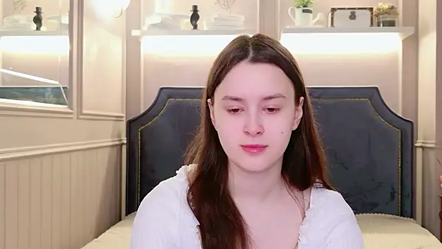 Snapshot of EvaSwen chatting on July 5, 11:56 pm EvaSwen online show from July 5, 11:56 pm