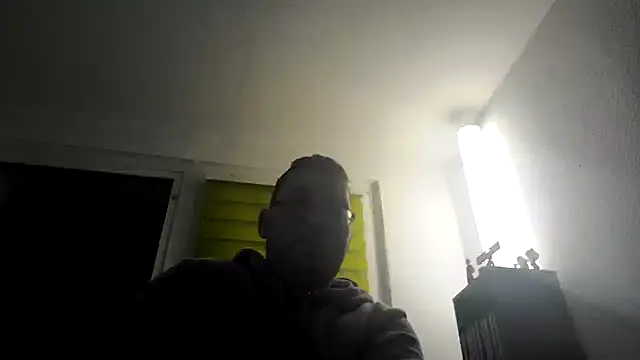 Snapshot of stivi2526 chatting on October 19, 8:20 pm stivi2526 online show from October 19, 8:20 pm