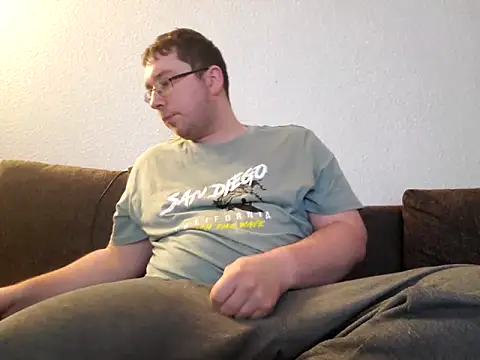 Snapshot of stivi2526 chatting on November 8, 5:56 pm stivi2526 online show from November 8, 5:56 pm