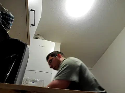 Snapshot of stivi2526 chatting on November 9, 6:06 pm stivi2526 online show from November 9, 6:06 pm