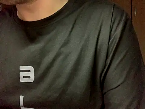 cazzo18cm3 online show from November 30, 6:34 pm