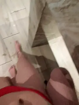 celesteyorucso1 online show from February 14, 5:04 am