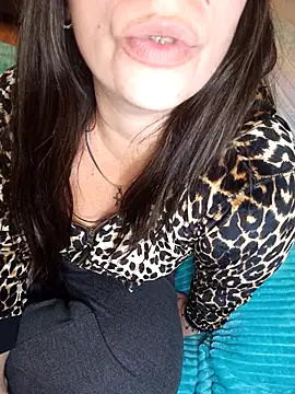 Amarteverdaderamente online show from April 10, 3:01 am