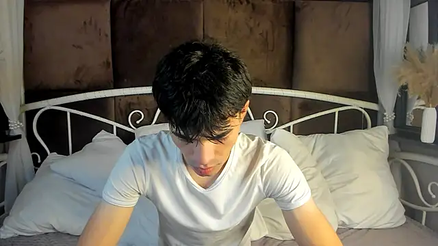 Snapshot of JaremyHarris chatting on October 14, 9:04 pm JaremyHarris online show from October 14, 9:04 pm