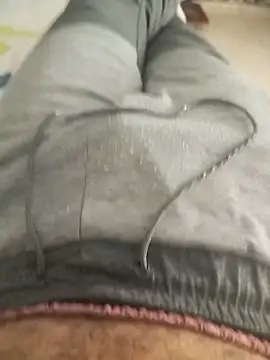 Snapshot of Valen_Squirt04 chatting on October 1, 3:18 pm Valen Squirt04 online show from October 1, 3:18 pm