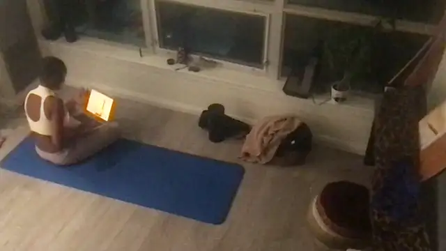 tia   fox online show from October 29, 4:15 am