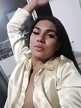 Snapshot of RobertaxGutierrez chatting on October 7, 4:09 am RobertaxGutierrez online show from October 7, 4:09 am