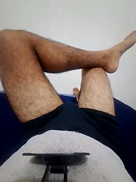 Snapshot of rojo_guerrero chatting on March 28, 5:18 am rojo guerrero online show from March 28, 5:18 am