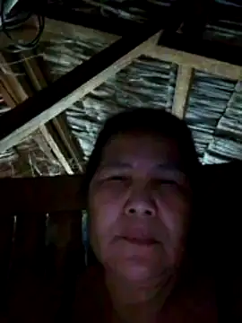 milagrose rose online show from April 12, 1:05 pm