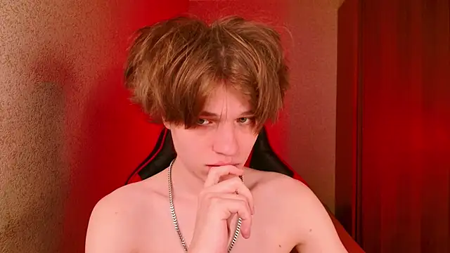 Snapshot of jeffreyue chatting on October 30, 5:13 pm jeffreyue online show from October 30, 5:13 pm