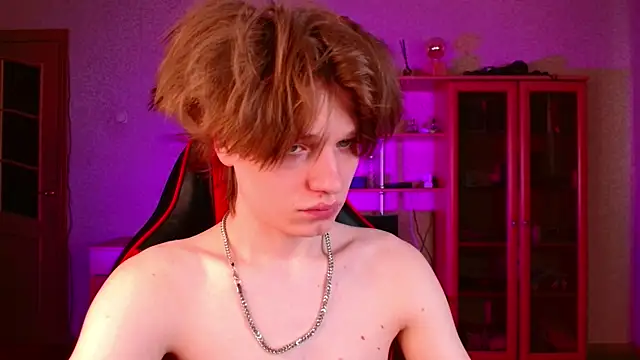 Snapshot of jeffreyue chatting on November 19, 9:20 am jeffreyue online show from November 19, 9:20 am