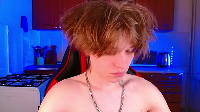 Snapshot of jeffreyue chatting on November 30, 9:08 pm jeffreyue online show from November 30, 9:08 pm