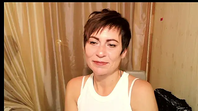 Snapshot of Ashley_Brookss chatting on October 2, 7:48 am Ashley Brookss online show from October 2, 7:48 am