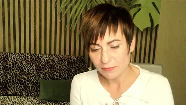 Snapshot of Ashley_Brookss chatting on October 10, 3:22 pm Ashley Brookss online show from October 10, 3:22 pm