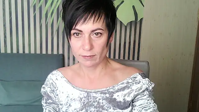 Snapshot of Ashley_Brookss chatting on October 23, 10:14 am Ashley Brookss online show from October 23, 10:14 am