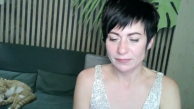 Snapshot of Ashley_Brookss chatting on October 25, 7:52 pm Ashley Brookss online show from October 25, 7:52 pm
