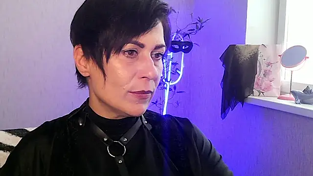 Snapshot of Ashley_Brookss chatting on November 13, 10:58 am Ashley Brookss online show from November 13, 10:58 am