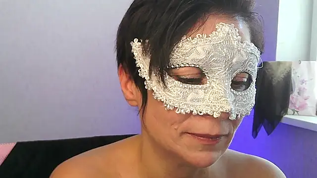 Snapshot of Ashley_Brookss chatting on November 16, 11:27 am Ashley Brookss online show from November 16, 11:27 am