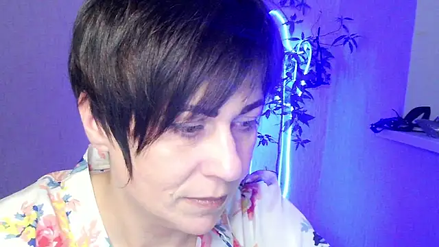 Snapshot of Ashley_Brookss chatting on December 13, 7:53 pm Ashley Brookss online show from December 13, 7:53 pm