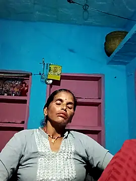 Snapshot of Mohni_cute chatting on October 15, 12:38 pm Mohni cute online show from October 15, 12:38 pm