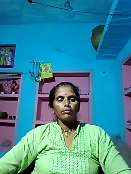 Snapshot of Mohni_cute chatting on October 16, 1:56 pm Mohni cute online show from October 16, 1:56 pm