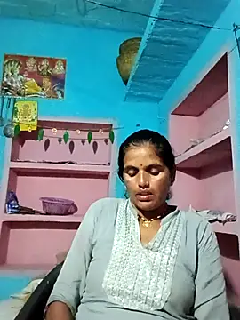 Snapshot of Mohni_cute chatting on October 27, 12:53 pm Mohni cute online show from October 27, 12:53 pm