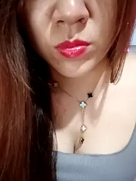 Snapshot of Moue-angel chatting on October 18, 6:26 am Moue-angel online show from October 18, 6:26 am