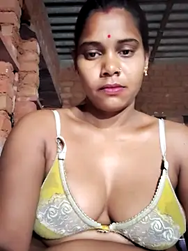 Katrina kaif143 online show from April 9, 10:04 pm