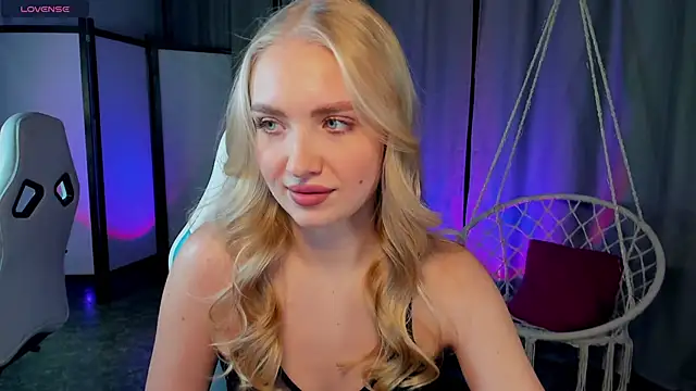 TessaGrays online show from January 13, 2:33 pm