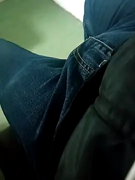 Snapshot of Mssbig chatting on December 21, 4:58 pm Mssbig online show from December 21, 4:58 pm