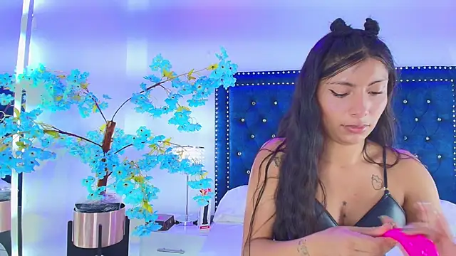 Snapshot of Gabriela_milani chatting on March 2, 7:10 pm Gabriela milani online show from March 2, 7:10 pm