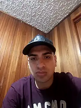 Snapshot of daniandr119 chatting on September 29, 8:46 pm daniandr119 online show from September 29, 8:46 pm