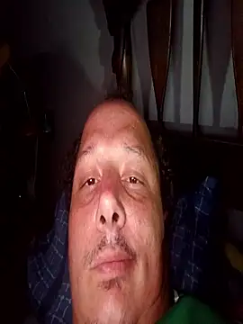 macKnd online show from November 12, 7:57 pm